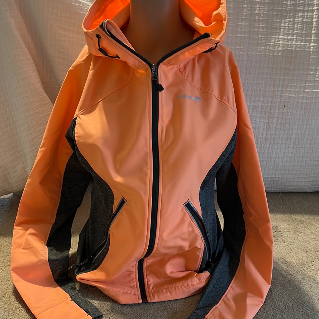 Avalanche Running Shell. Small